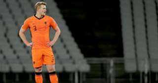 دي ليخت يحقق رقما مميزا مع منتخب هولندا بعد مشاركته أمام لاتفيا