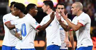 غياب بيدرى ورافينيا عن قائمة برشلونة ضد بورتو فى دورى أبطال أوروبا