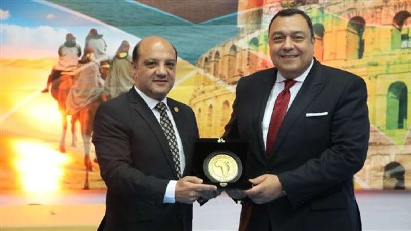 سفير مصر فى تونس وايهاب امين