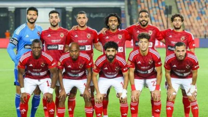 لاعبو النادي الأهلي