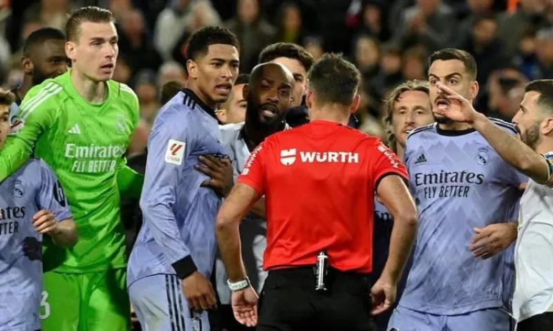مباراة ريال مدريد وفالنسيا