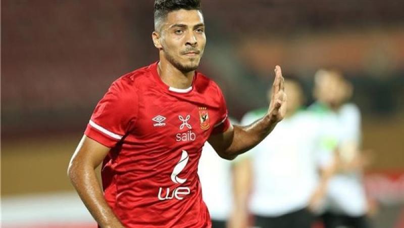 محمد شريف لاعب الأهلي