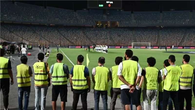 امتناع المصورين عن التقاط الصورة الجماعية